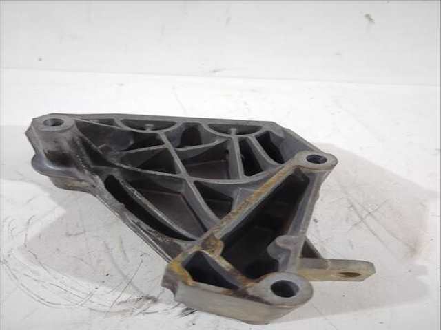 Soporte Motor Volkswagen Polo 1.9 SDI 64CV