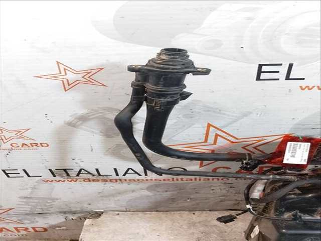 Foto 4ª: Deposito AdBlue Peugeot Expert ASPHALT STANDARD 120CV 88KW FURGON [YHV] (2023)