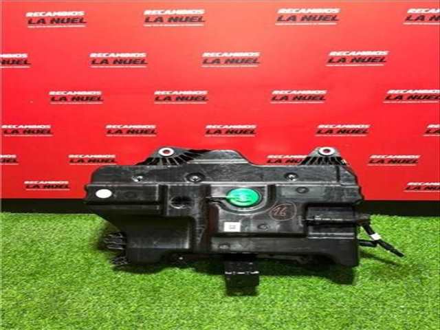 Foto 3ª: Deposito AdBlue Renault Trafic M9R Z7 170CV 125KW FURGON (2023)