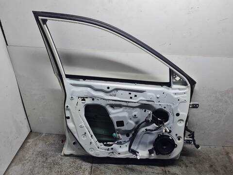 Foto 2ª: Puerta Delantera Izquierda Nissan X-Trail ACENTA 131CV 96KW T32) [R9M] (2015)