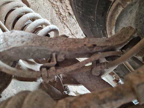 Brazo Suspension Delantero Izquierdo Mitsubishi Montero 3.2 DI-D GLS 3-PTAS.) 160CV 118KW