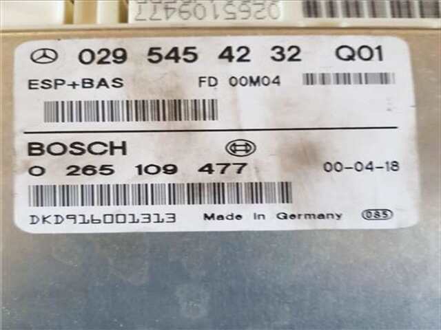 Foto 3ª: Centralita Motor ECU Mercedes Clase A 140 1.6 160 (168.033) [1.6 LTR. - 75 KW CAT] [M 166.960]