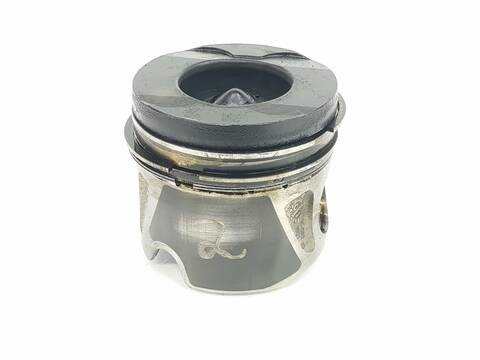 Foto 2ª: Pistones Mercedes Clase C 160 CLA 200 D 117.908) [651930] (2015)