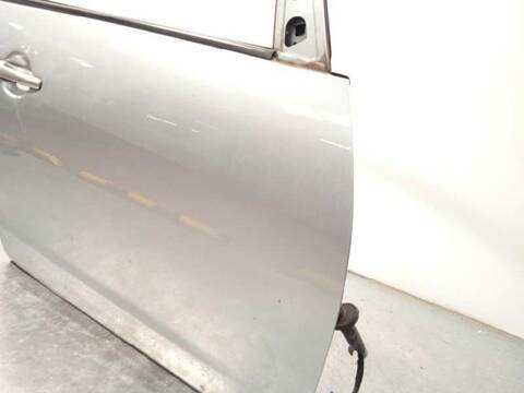 Foto 3ª: Puerta Delantera Derecha Mitsubishi Grandis 2.0 DI-D CAT 136CV 100KW [BSY] (2009)