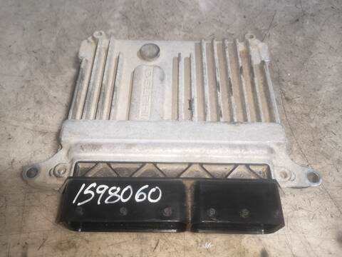 Centralita Motor ECU Mercedes Clase C 160 646811 BERLINA