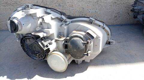Foto 3ª: Faro Izquierdo Mercedes Clase C 160 180 COMPRESSOR 203.046) BERLINA 143CV 105KW [M271946] (2004)