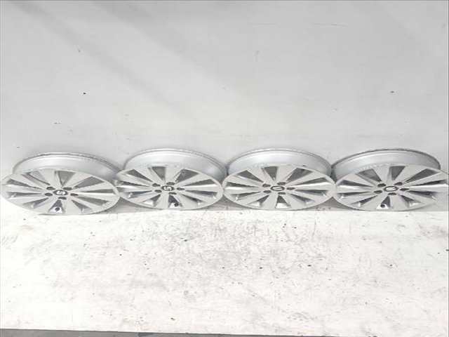 Foto 2ª: Juego LLantas Seat Arona XPERIENCE PLUS 110CV [DLAA] (2017)