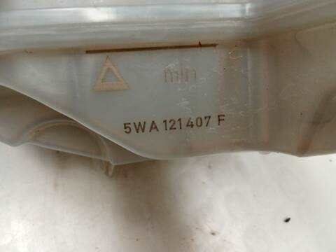 Foto 4ª: Deposito Expansion Volkswagen Golf 2.0 TDI 116CV 85KW [DSUD,DXRC,DTRB,DTRD] (2022)