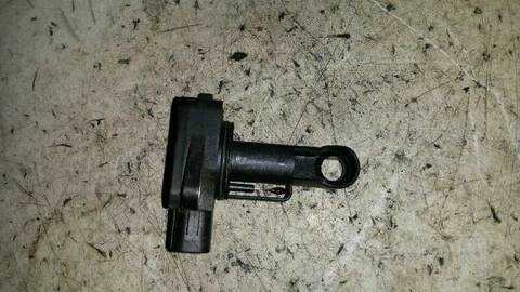 Caudalimetro Toyota Avensis 1.8 16V CAT BERLINA 129CV 95KW