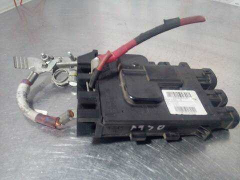 Caja Reles Fusibles Renault Megane LIFE BERLINA 116CV 85KW III BERLINA 5 P