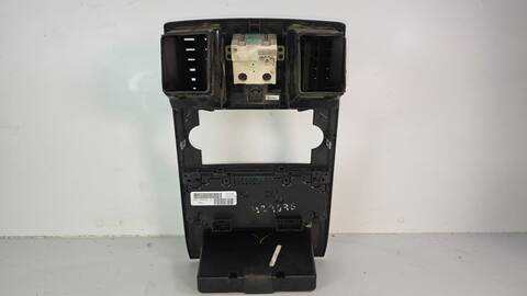 Foto 3ª: Consola Central Chrysler 300 642982 AUT. (2006)