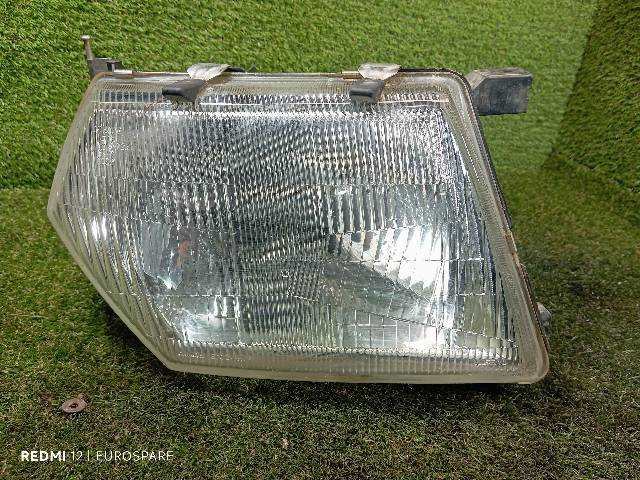 Faro Derecho Nissan Patrol 2.8 TD Y61 TD6