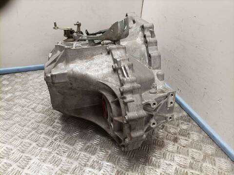 Foto 2ª: Caja Cambios Toyota Auris ACTIVE 124CV 91KW [1AD] (2013)