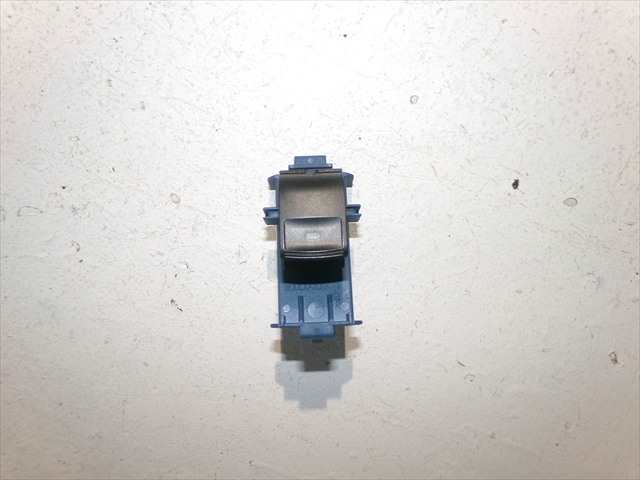 Botonera Elevalunas Toyota Verso 2.0 D-4D 2013-2018