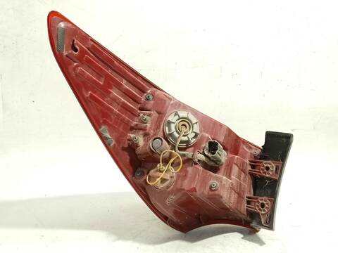 Foto 3ª: Piloto Trasero Derecho Hyundai Santa Fe 2.2 CRDI 200CV 147KW [D4HB] (2017)