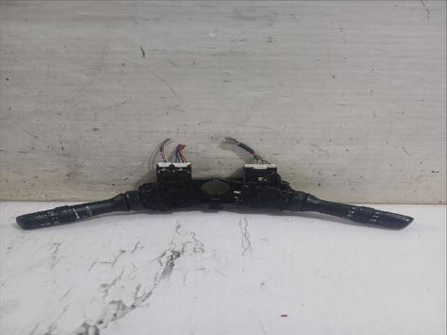 Mando Multifuncion Toyota Auris 1.33 DUAL-VVTI NRE150_) 101CV