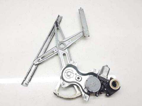 Elevalunas Eléctrico Delantero Izquierdo Toyota Yaris BASICO 87CV 64KW