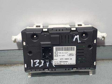 Foto 2ª: Pantalla Multifuncion Ford Fiesta TREND 100CV 74KW [SFJD] (2015)