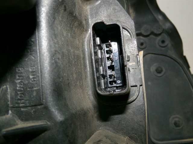 Foto 3ª: Faro Izquierdo Renault Modus 1.5 DCI 5P 60KW [K9KJ7] (2005)