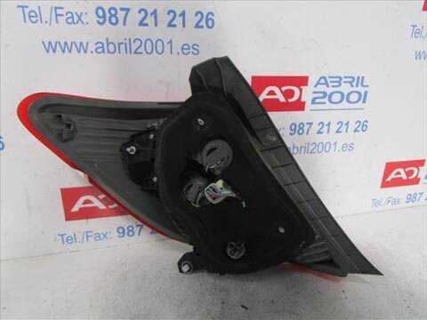 Foto 2ª: Piloto Trasero Derecho Toyota Yaris 1.4 D-4D 90CV 66KW [1ND-TV] (2013)