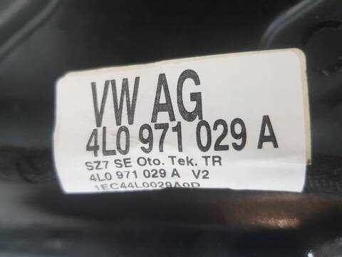 Foto 3ª: Puerta Delantera Izquierda Audi Q7 3.0 TDI 176KW) (2007)