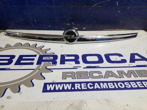 Maneta Exterior Portón Opel Insignia VERSION INDEFINIDA