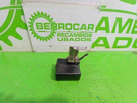 Foto 2ª: Caja Reles Fusibles Nissan Juke ACENTA AUT. 117CV [HR16DE] (2010)