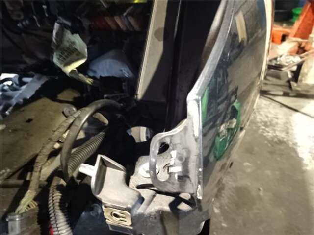 Foto 3ª: Aleta Delantera Izquierda Peugeot 407 2.0 HDI 135 [RHR (DW10BTED4)]