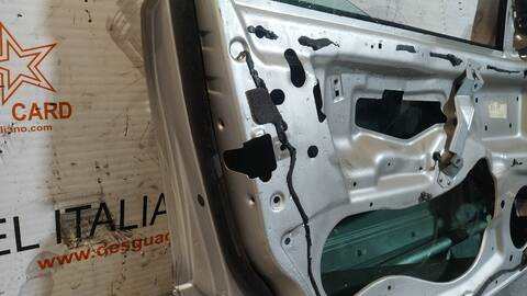 Foto 2ª: Puerta Delantera Izquierda Mercedes Clase C 160 270 CDI 203.016) BERLINA 170CV 125KW [612962] (2001)