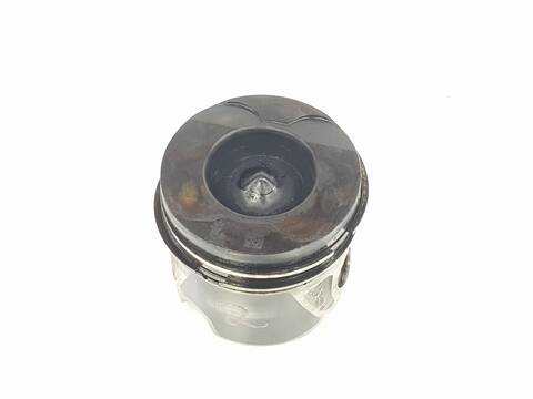 Foto 3ª: Pistones Mercedes Clase C 160 CLA 200 D 117.908) [651930] (2015)