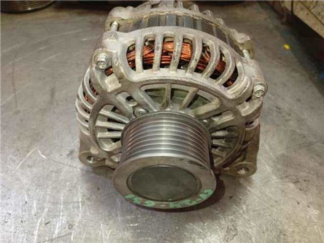 Foto 3ª: Alternador Mazda 5 2.0 ACTIVE [2.0 LTR. - 81 KW TURBODIESEL CAT]
