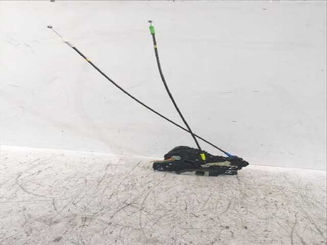 Foto 3ª: Cerradura Puerta Delantera Izquierda Toyota Auris 1.6 ZRE151_) 124CV [1ZR-FE] (2006)