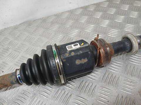 Foto 3ª: Transmision Delantera Derecha Toyota Rav4 EXCLUSIVE 151CV 112KW [3ZRFAE] (2015)