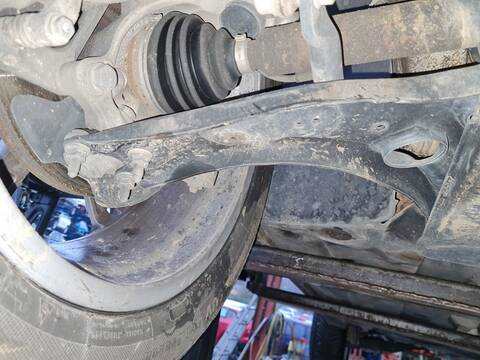 Brazo Suspension Delantero Derecho Audi Q3 35 TDI 150CV 110KW