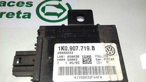 Foto 3ª: Centralita Motor ECU Volkswagen Golf HIGHLINE 4MOTION BERLINA 140CV 103KW [BKD] (2005)