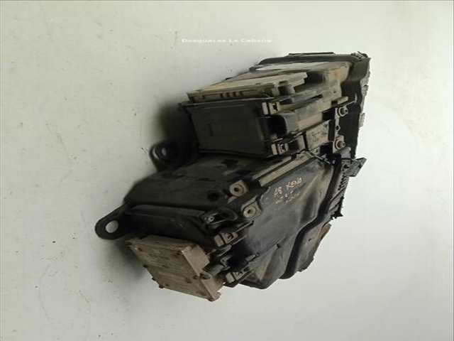 Foto 2ª: Faro Derecho Audi A8 VERSION INDEFINIDA (2002)