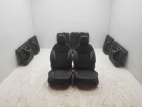 Juego Asientos Completos Peugeot 2008 STYLE