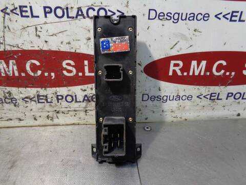 Foto 3ª: Botonera Elevalunas Ford Focus GHIA BERLINA 109CV 80KW [G8DA] (2005)