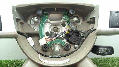 Foto 3ª: Volante Jeep Cherokee 2.8 CRD 4X4 177CV 130KW [ENS] (2008)