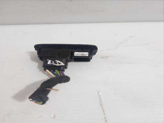 Foto 3ª: Botonera Elevalunas Ford Ka 1.2 70CV [B2KA] (2014)