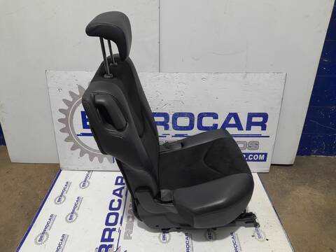 Foto 3ª: Asientos Traseros Toyota Rav4 2.2 D-4D CAT 150CV 110KW [D/ 2AD] (2012)