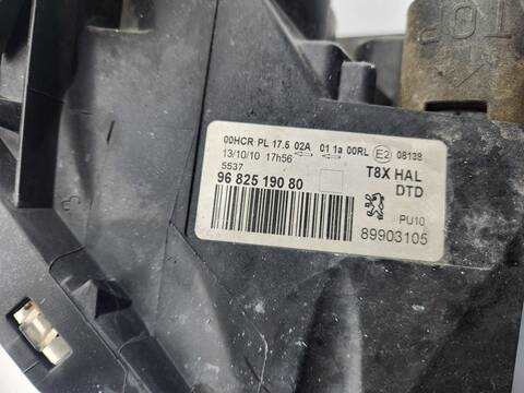 Foto 4ª: Faro Derecho Peugeot 5008 PREMIUM 150CV 110KW [RHE] (2010)
