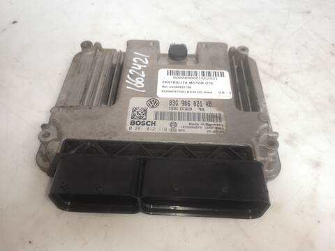 Centralita Motor ECU Volkswagen Passat BMP BERLINA