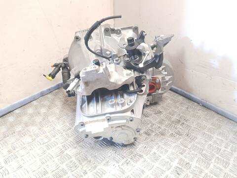 Foto 3ª: Caja Cambios Peugeot Expert 1.5 BLUEHDI 120 120CV 88KW FURGONETA [YH01] (2025)