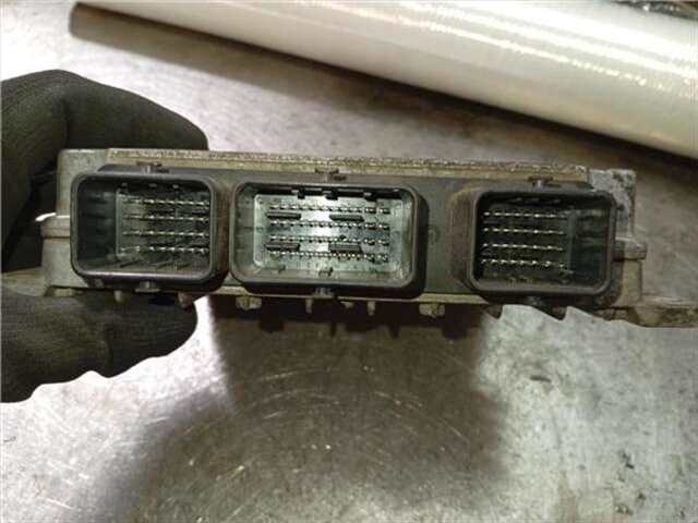 Foto 3ª: Centralita Motor ECU Citroen Xsara 2.0 HDI IMAGE (66KW) [2.0 LTR. - 66 KW HDI CAT (RHY - DW10TD)] [RHY (DW10TD)]