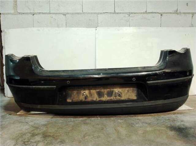 Paragolpes Trasero Volkswagen Passat 2.0 TDI
