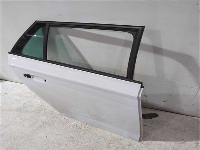 Foto 2ª: Puerta Trasera Derecha Skoda Fabia 1.0 TSI 95CV 70KW [CHZB,DKLD] (2021)