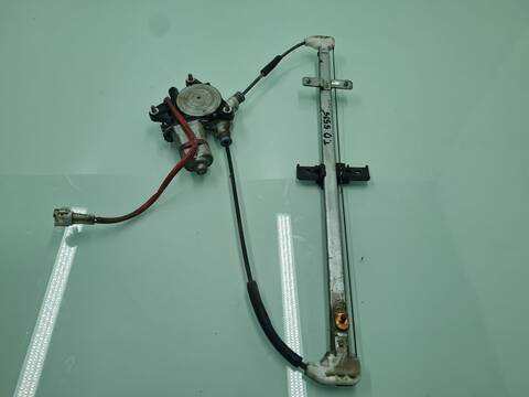 Elevalunas Manual Trasero Derecho Suzuki Grand Vitara 2.0 TD 109CV 80KW