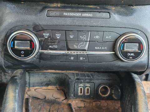 Mando Climatizador Ford Kuga YLDC
