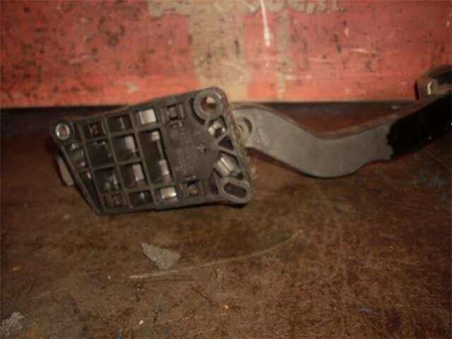 Foto 3ª: Pedal Acelerador Peugeot 206 2.0 CC [2.0 LTR. - 100 KW 16V CAT (RFN - EW10J4)] [RFN (EW10J4)]